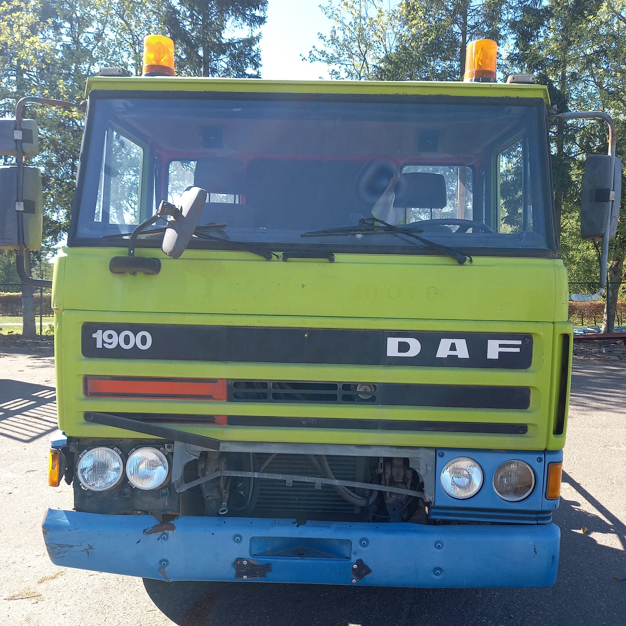 DAF 1900 Hook On/Off Open Container Loader Truck 4x2 Manual