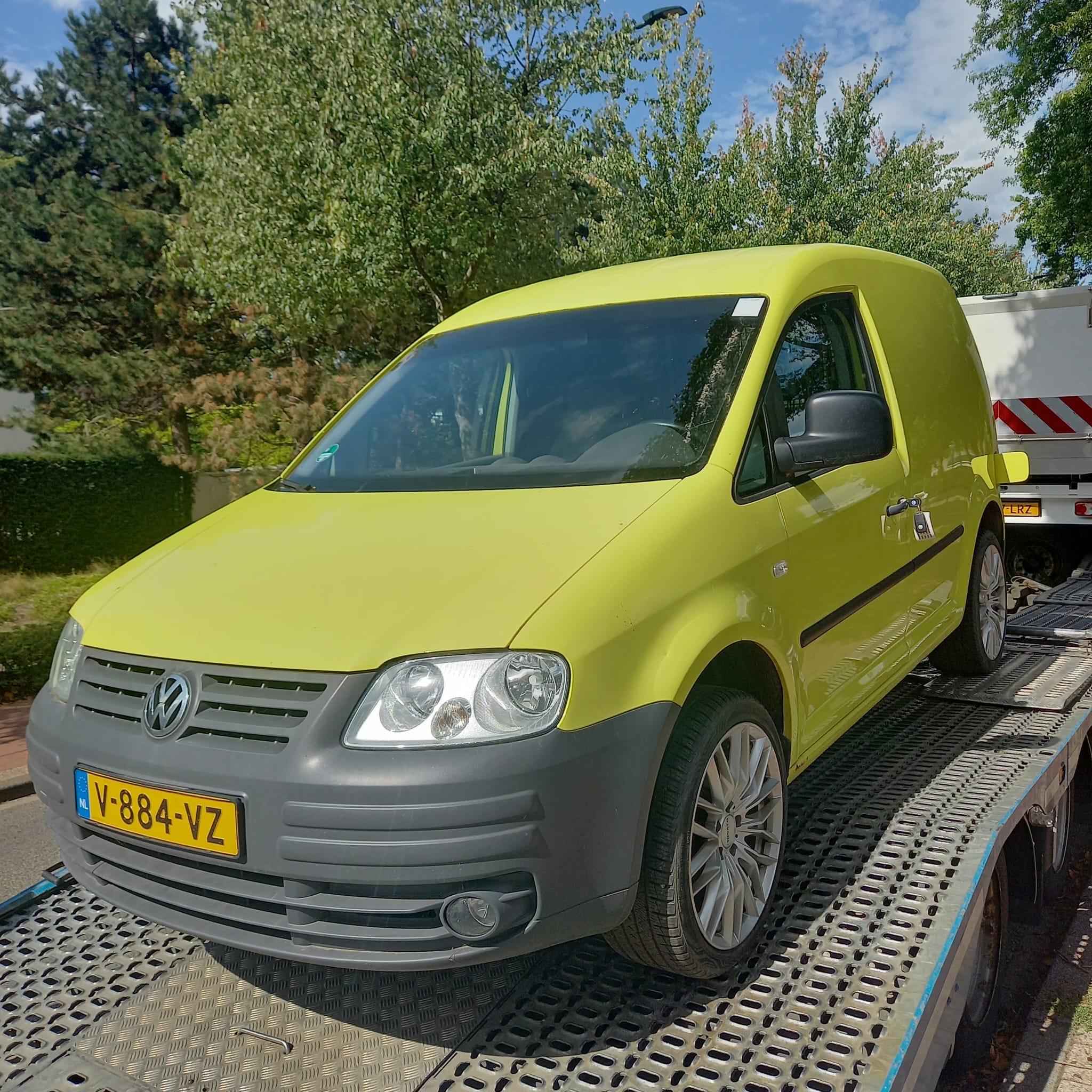 Volkswagen Caddy Petrol Manual 2x2